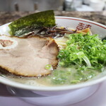 自家製麺 ら～めん かり屋 - 久留米ら～めん