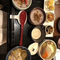 ヒル薬膳粥・ヨル貝料理カイノクチ - 