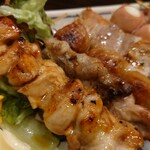 力丸 炉ばた焼 十三 船番所 - 焼き鳥盛り合わせ 660円