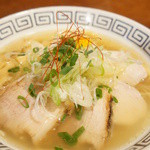 ねいろ屋 - 特製しお（950円）の味玉切れで50円引き（2013/2）