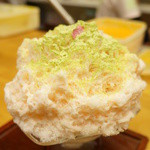 ひみつ堂 - うぐいす桜（800円）（2013/3）。中にはうぐいす餡♪