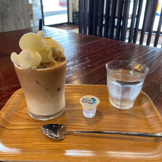 カフェ ラキア_0