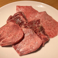 ビーフキッチン 恵比寿店 - 上タン、特選ハラミ、仙台牛リブ芯