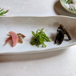 郷土料理ともん - 山ウドの赤いところを赤ウドと呼んでいるそうです