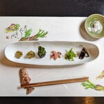 郷土料理ともん - フキフキセリウドアケビワラビ