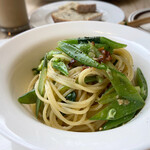 リトルネスト - 春の緑野菜とアンチョビのペペロンチーノ