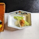 郷土料理ともん - 口直しの瑞々しい山ウド