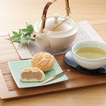 勝原白貫堂 - 料理写真:壬生饅頭　冷茶セット