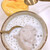 五條人糖水 - 料理写真:香芋西米露(里芋入りプチココナッツミルク)、楊枝甘露(マンゴーの香港風デザート)