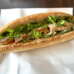 GIA DINH - バインミー（焼肉パテチャ）