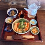 CHAZU - サーモンのレアステーキ茶漬け