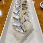 呑者家 末広通り店 - さんま寿司は押し寿司タイプ