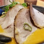 北海道らーめん ひむろ - 料理写真:オロチョンチャーシュー。