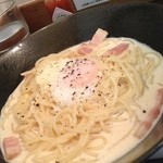 パスタ人 - 豆乳のカルボナーラ☆
            自家製生パスタでもっちりヘルシー♪ クドくないのにコクがある✧
            ¥590