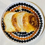 くがのマル井パン - チーズ食