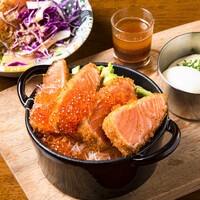 サーモンレアカツ丼（単品のみ）