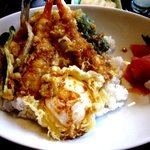 鯛八鮨 - トロトロの半熟玉子の天ぷらがインパクト大！