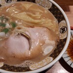 すごい煮干ラーメン 野毛 すし 釣りきん - 