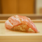 鮨おばな - ◇大トロ（塩竈）
      これまでとは違う個体。