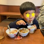 Marugame Seimen - うどんを食べる太郎