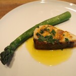 スガハラ - 氷見 平政 ソテー + グリーンアスパラガス
