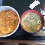 なか卯 - ミニ親子丼と季節の味噌汁