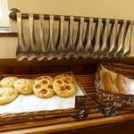 ル・ボヌール - トングは柳宗理っぽかった