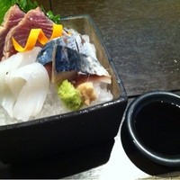 杜若 - お刺身（鰹のタタキ、しめ鯖、イカ）