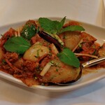 インディアンレストラン西麻布 by KENBOKKE - カダイチキン、野菜たっぷり＆ルー少なめ。コクあり！