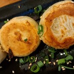 熱々肉汁餃子 あじくら - 焼き小籠包