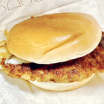 モスバーガー - とびきりチーズ(ソース多め)　540円