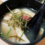 Kusukusu - 鮮魚の漬け茶漬け650円