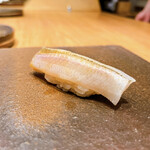 すし処 ひさ田 - 鱚　酢締め