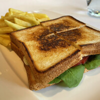 RUBY JACK'S SEAFOOD & STEAK - ステーキサンドイッチ