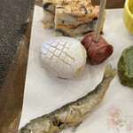 八ヶ岳高原ロッジ - 春子鯛手毬寿司と鹿肉ウインナー