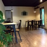 ごはん カフェ 鈴屋 - 座席