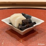 御料理 寺沢 - 大根漬とたたき牛蒡