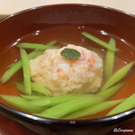 御料理 寺沢 - 車海老の真薯に山菜のミズの椀