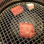 和牛放題の殿堂 宇田川町 肉屋横丁 - 