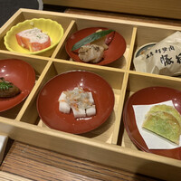 豚捨 KITTE丸の内店 - 