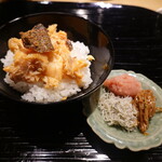 富小路 やま岸 - 鮭ご飯、じゃこ、たらこ、なめこ