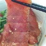 中華そば 四つ葉 - 柔らかく漬けられています。