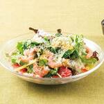 Caesar salad with shrimp