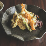 居酒屋鮮道 こんび - 天ぷら盛り合わせ