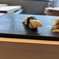 天寿し 横浜店 - 平貝　コリコリとした食感で臭みがないです。