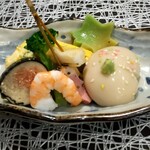 Washokuya Kintsugi - 先付け(胡麻豆腐、ポテトサラダ、玉子焼きなど)