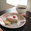 kiki:器々 - Libraブレンド（550円） いちごのレアチーズケーキ（680円）