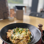 レストラン桂川 - 親子丼、美山の丹波垢鶏と九条ネギ
