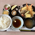 食事処しょじょじ - 天ぷらご飯（税込み１８２０円）