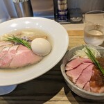 宍道湖しじみ中華蕎麦 琥珀 東京本店 - 